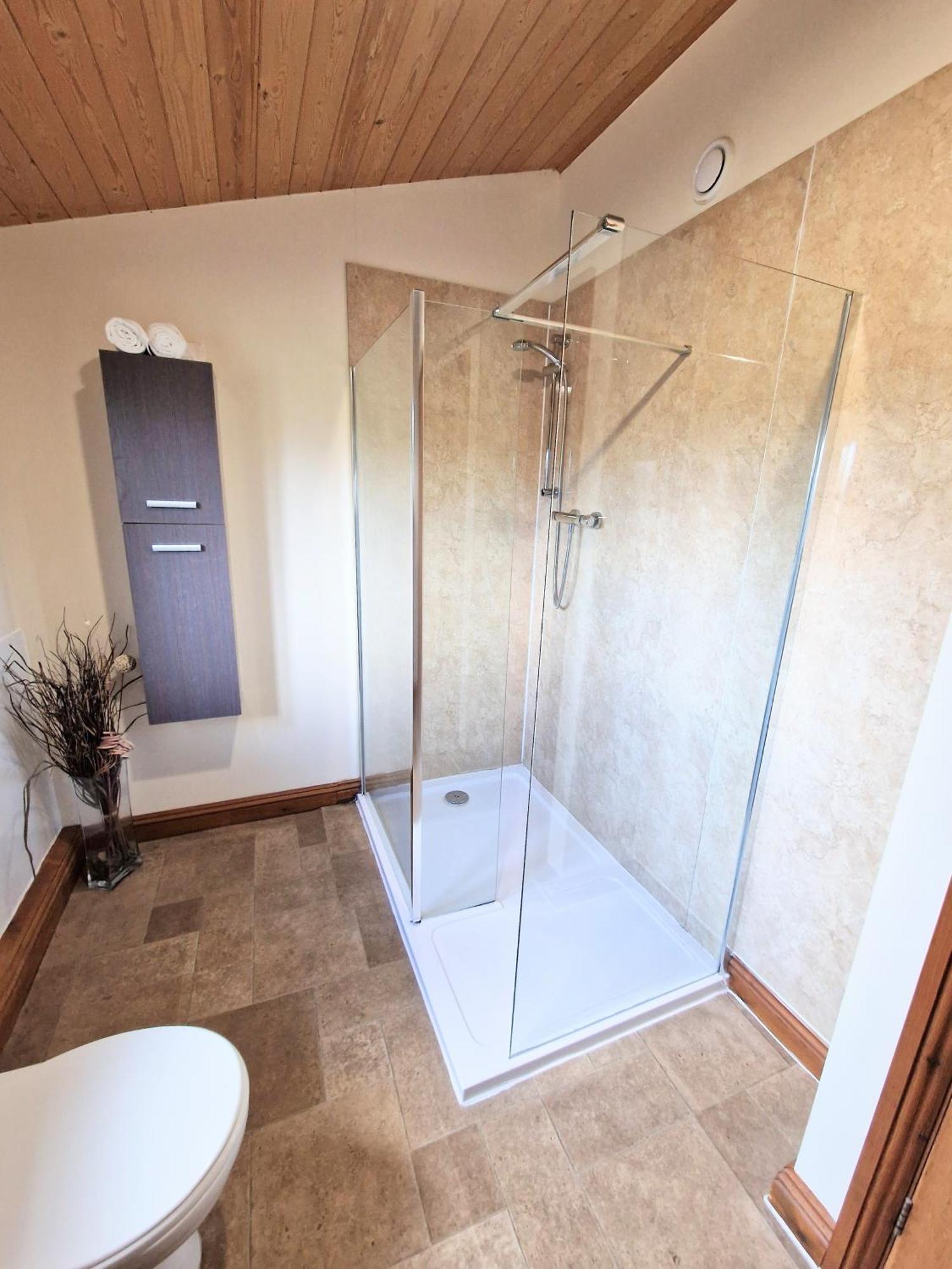 הוילה Kelty Ochil 8 With Private Hot Tub - Fife - Loch Leven - Lomond Hills מראה חיצוני תמונה