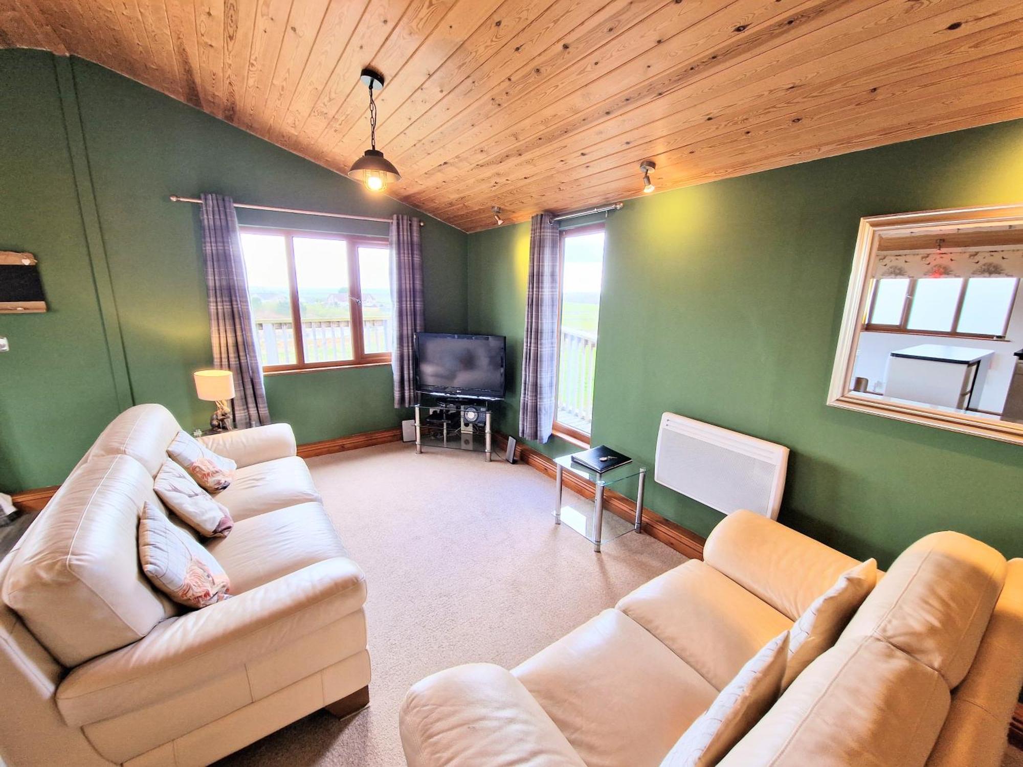 הוילה Kelty Ochil 8 With Private Hot Tub - Fife - Loch Leven - Lomond Hills מראה חיצוני תמונה